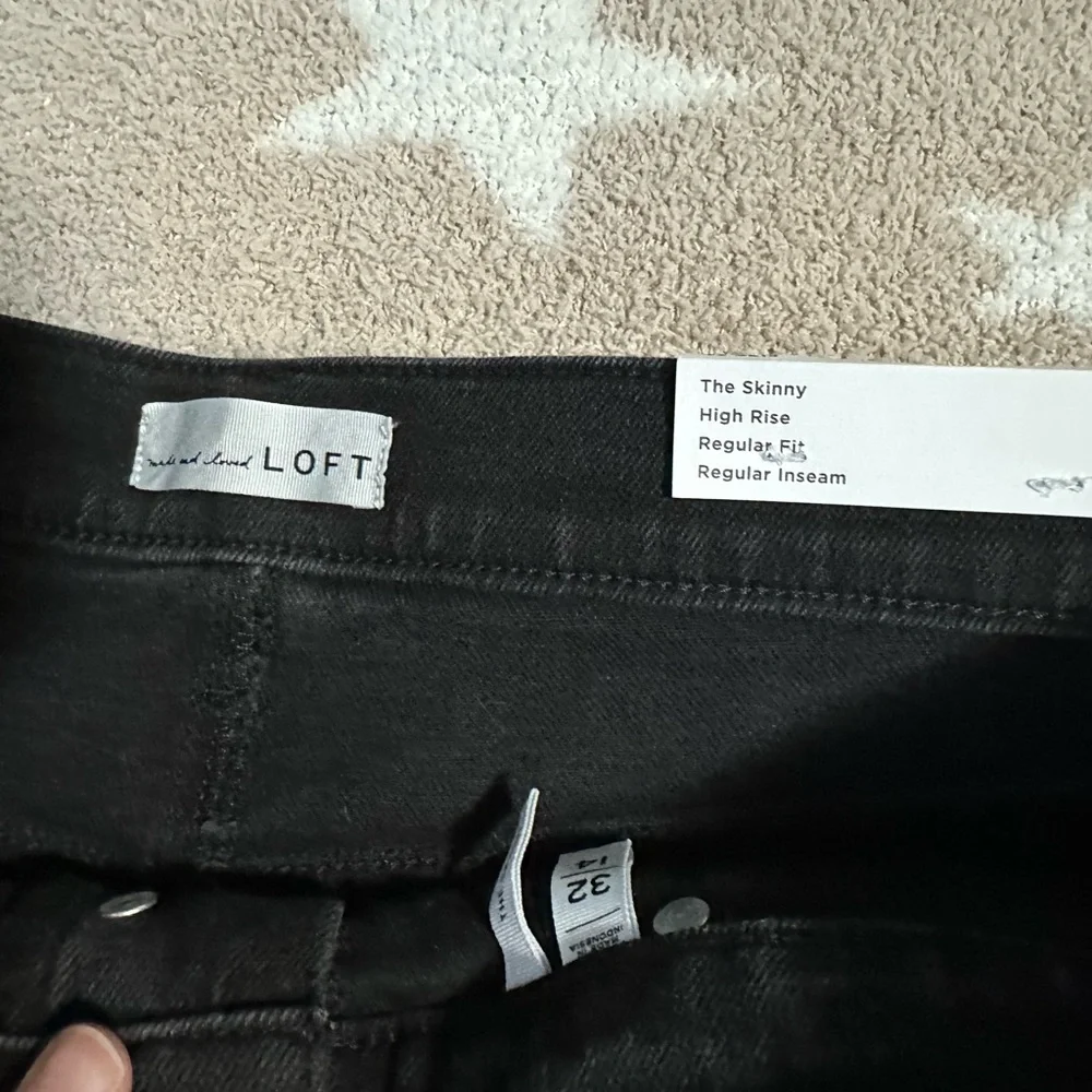 NWT THE LOFT THE SKINNY HIGH RISE JEANS SZ 32 - Picture 4 of 6